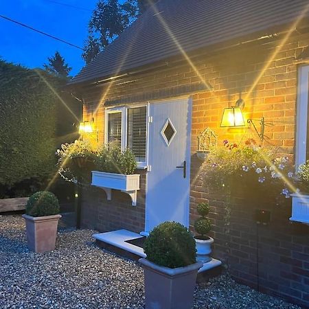 Апартаменты Boutique Style Self Contained Annexe With Garden Mursley Экстерьер фото